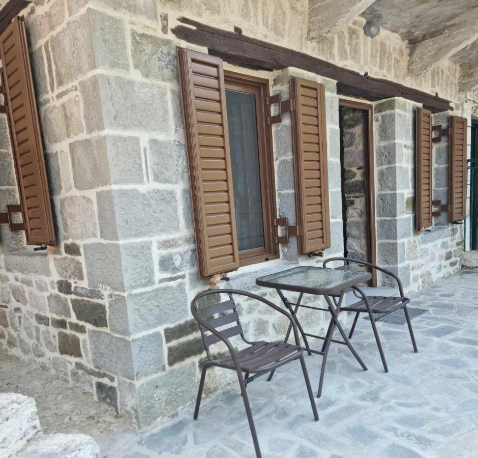 Ferienwohnung Οικιεσ Παλιοσ Φουρνοσ Pramanta Exterior foto